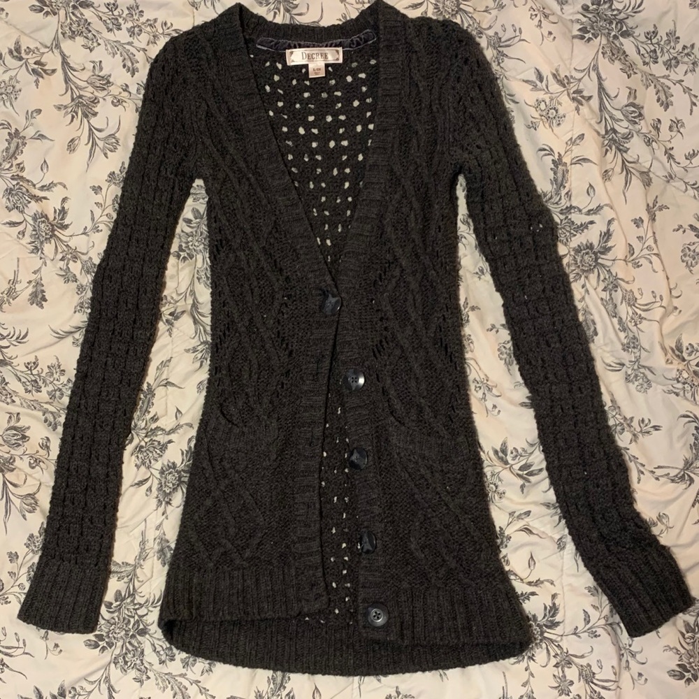 Cardigan - Picture 2 of 4